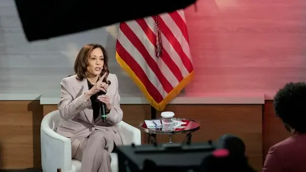 Bà Kamala Harris liên tục xuất hiện trên truyền thông Mỹ