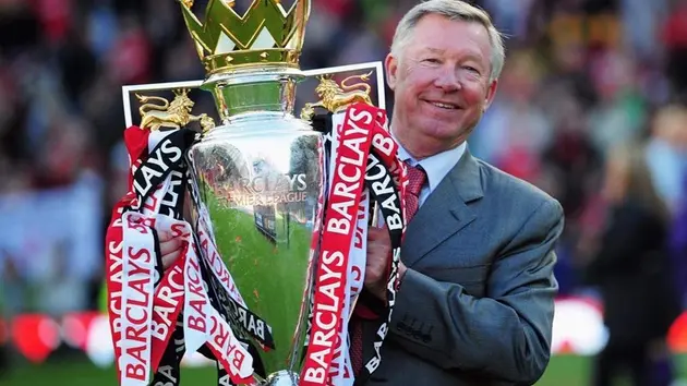 MU chấm dứt hợp đồng đại sứ với Sir Alex Ferguson