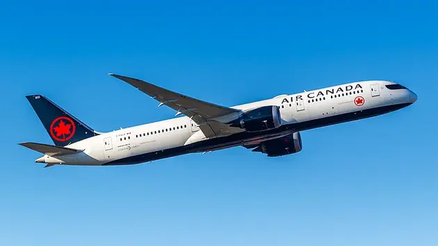 Máy bay Air Canada rơi tự do 1.800m trong 5 phút