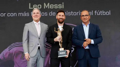 Báo chí Tây Ban Nha vinh danh Lionel Messi trên đất Mỹ