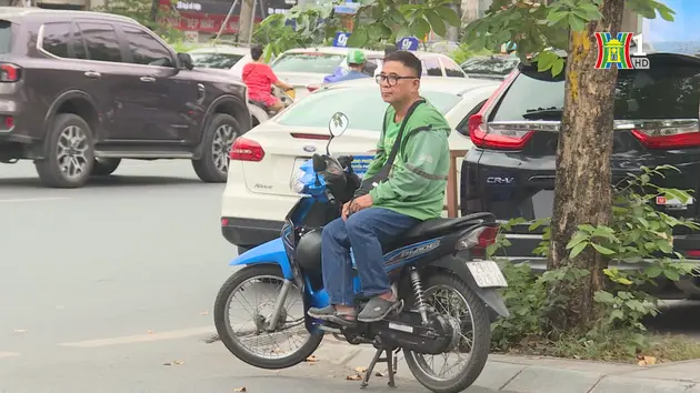 Gojek rút lui, nhiều tài xế loay hoay tìm việc khác