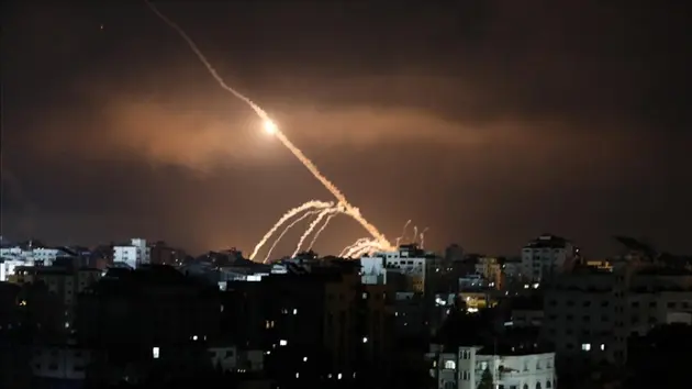 Israel hứng mưa rocket sau vụ thủ lĩnh Hamas thiệt mạng