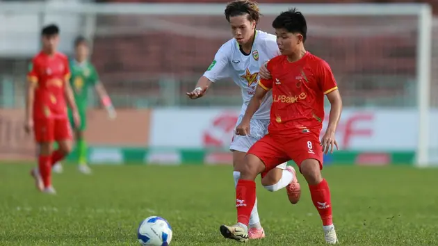 Hồng Lĩnh Hà Tĩnh thắng đậm Đồng Tâm Long An 4 -1