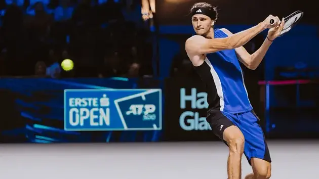 Alexander Zverev vào tứ kết giải Vienna mở rộng 2024