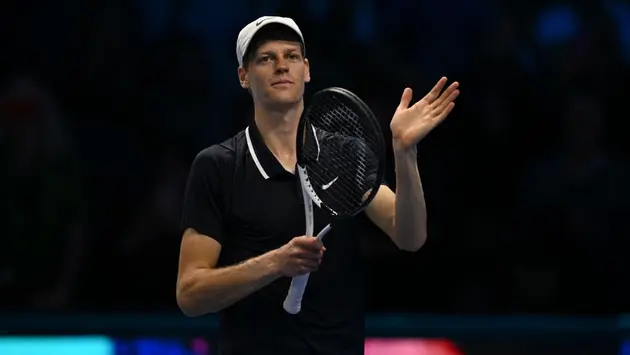 Jannik Sinner rộng cửa vào bán kết ATP Finals