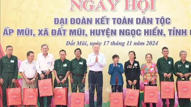 Tổng Bí thư Tô Lâm dự Ngày hội Đại đoàn kết toàn dân tộc tại Cà Mau