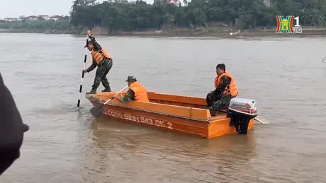 Tiếp tục tìm kiếm nạn nhân mất tích khi tắm sông