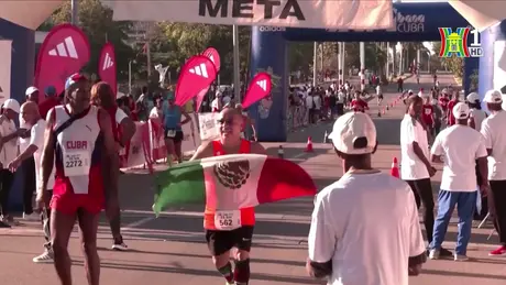 Hàng ngàn VĐV tham gia giải Marathon Marabana