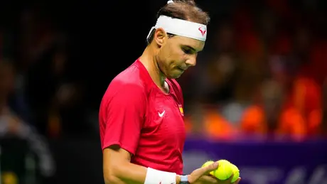 Rafael Nadal giải nghệ sau khi thua ở Davis Cup