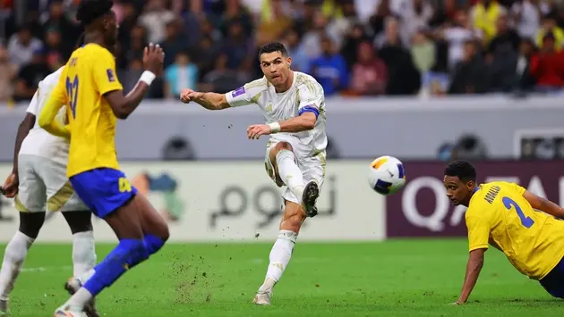 Ronaldo lập cú đúp, Al Nassr thắng 3-1