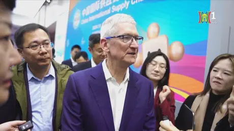 CEO của Apple Tim Cook đến Trung Quốc