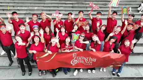 60 thí sinh Tiếng hát Hà Nội đi 'city tour' quanh Thủ đô