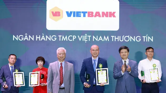 Vietbank vinh danh 'Thương hiệu mạnh - Phát triển bền vững 2024'