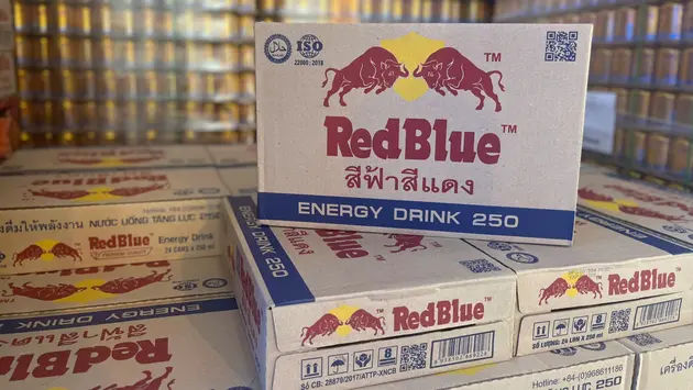 Thu giữ hơn 50.000 sản phẩm xâm phạm quyền nhãn hiệu Redbull