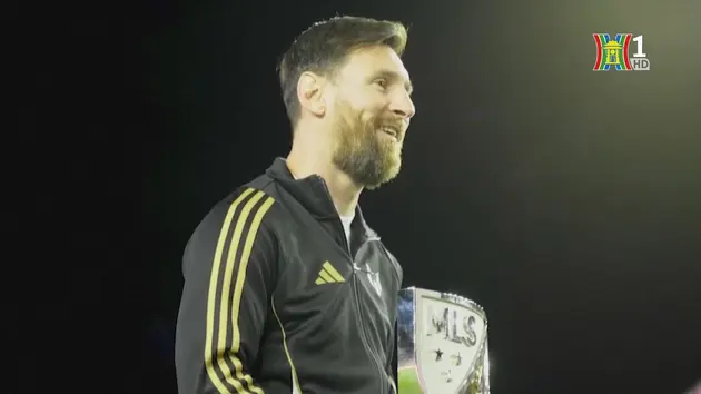 Lionel Messi nhận danh hiệu xuất sắc nhất mùa giải của MLS