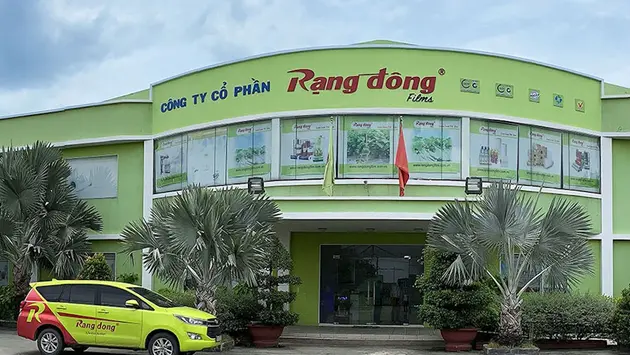 Nhựa Rạng Đông bị phạt vì biến lỗ thành lãi