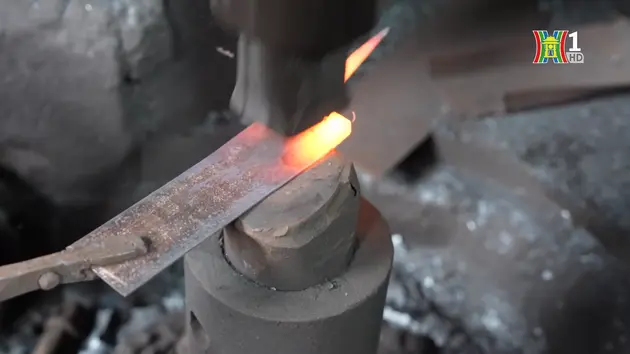 Sản phẩm làng nghề rèn Vũ Ngoại | Made in Hanoi | 13/12/2024