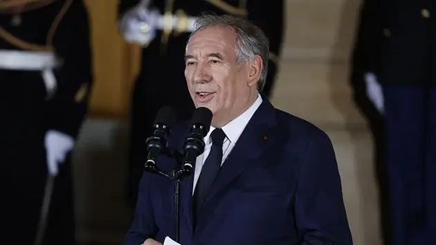 Tân Thủ tướng Pháp Francois Bayrou công bố nội các mới