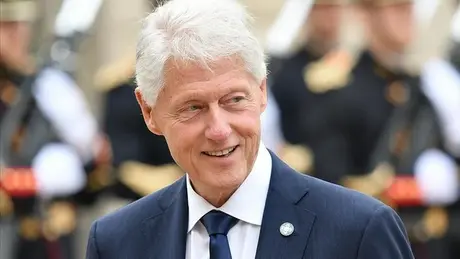 Cựu Tổng thống Mỹ Bill Clinton xuất viện