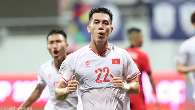 Singapore 0-2 Việt Nam: Lợi thế lớn trước trận lượt về