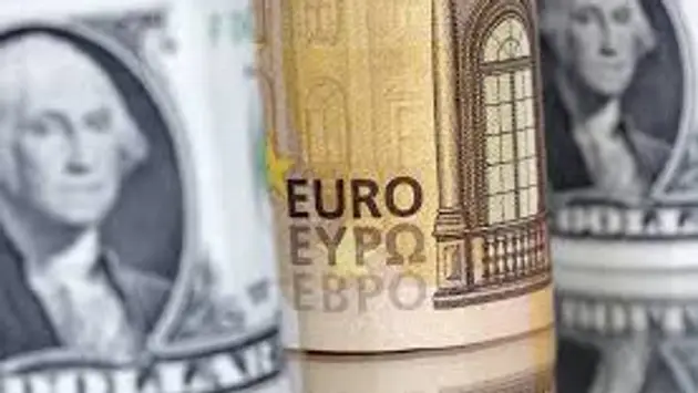 Đồng Euro đứng trước nguy cơ giảm về ngang USD