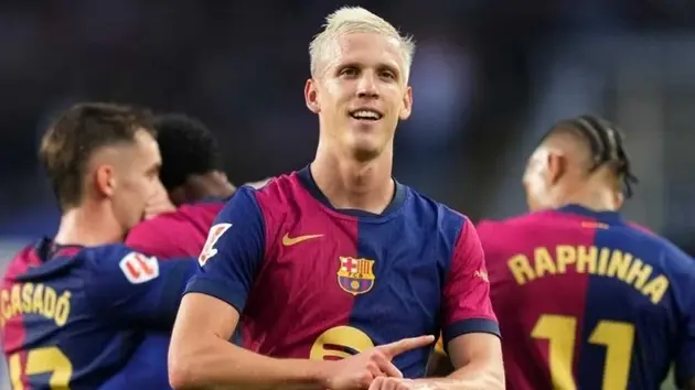 Barcelona đạt thoả thuận có được Dani Olmo và Pau Victor