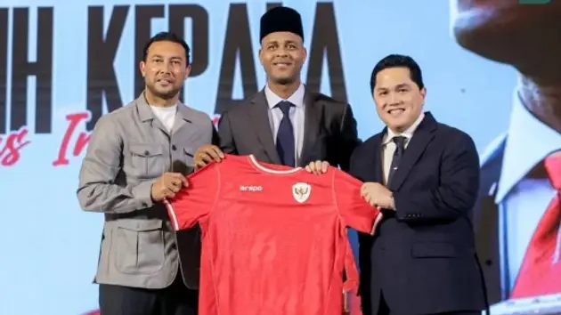 LĐBĐ Indonesia ra mắt HLV Patrick Kluivert