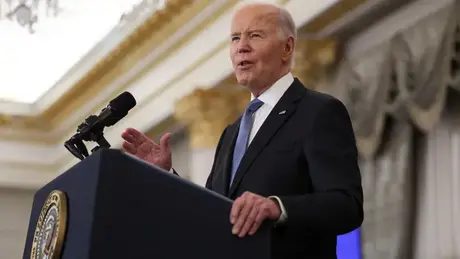 Tổng thống Mỹ Joe Biden bảo vệ thành tích đối ngoại