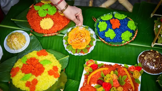 Sắc màu rực rỡ tại Lễ hội xôi Phú Thượng