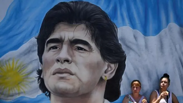 7 người hầu toà vì cái chết của huyền thoại Maradona