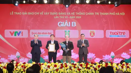 Hà Nội trao thưởng Giải Báo chí về xây dựng Đảng lần thứ VII