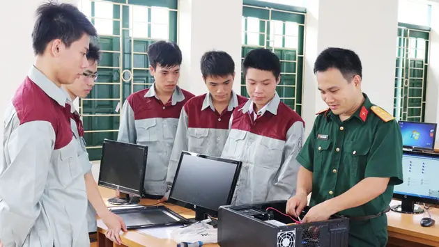 Đào tạo nghề cho bộ đội xuất ngũ