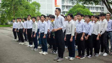 Đổi mới trong giáo dục truyền thống cho sinh viên