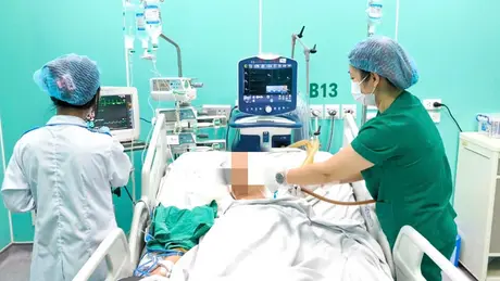 Nam thanh niên nguy kịch vì viêm não mô cầu