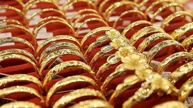 Liên tục lập đỉnh mới, giá vàng tiếp theo như thế nào?