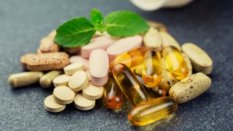 Người bệnh 'oằn lưng' vì thực phẩm chức năng