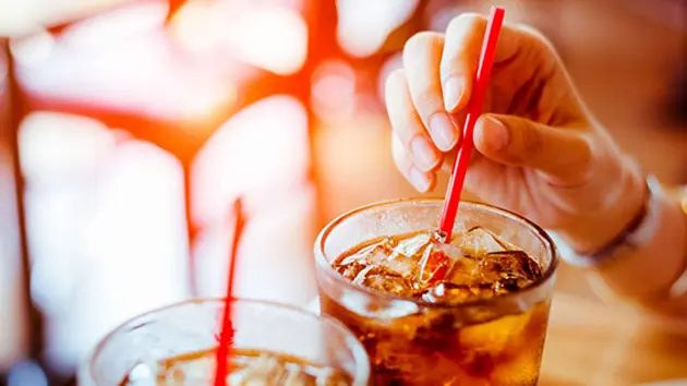 Tác hại của đồ uống có đường đối với sức khỏe