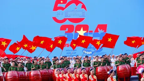 Những khoảnh khắc ấn tượng của Lễ diễu binh mừng đại lễ 30/4 tại TP Hồ Chí Minh
