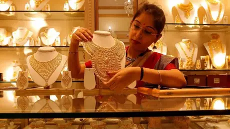 Nhu cầu mua vàng mùa lễ hội ở Ấn Độ giảm