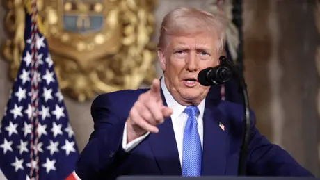 Ông Trump đe dọa đánh thuế các công ty dược