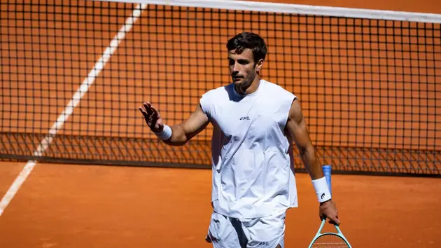 Lorenzo Musetti vào tứ kết giải Madrid Master