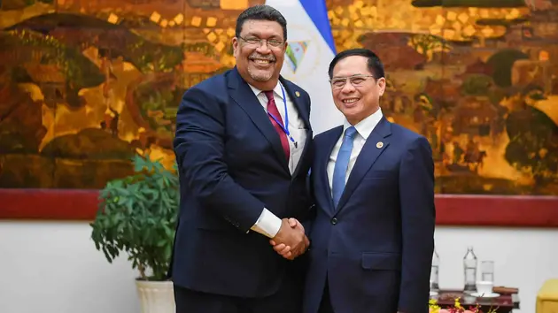 Phó Thủ tướng Bùi Thanh Sơn tiếp Bộ trưởng Ngoại giao Nicaragua