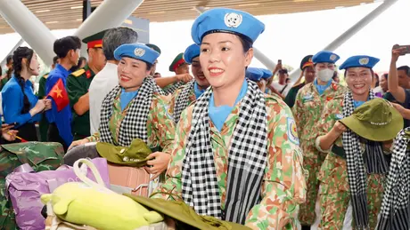 Hà Nội đón các đoàn diễu binh trở về đơn vị