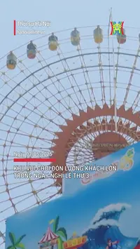 Khu vui chơi đón lượng khách lớn trong ngày nghỉ lễ