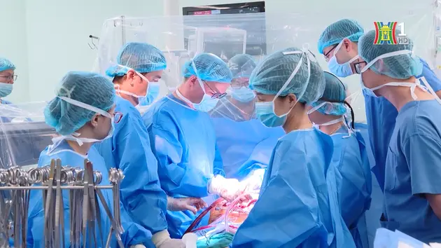 Ghép thành công tim nhân tạo | Sức khỏe cộng đồng | 02/05/2025