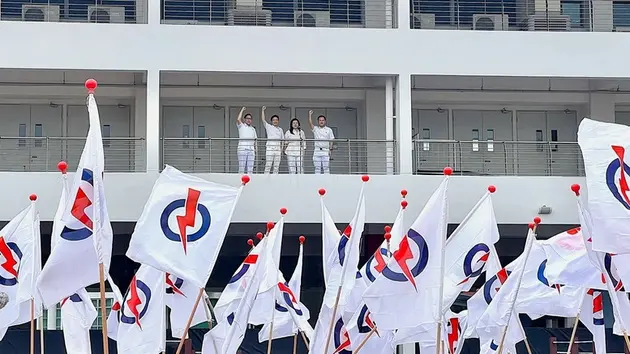 Gần 3 triệu cử tri Singapore đi bỏ phiếu tổng tuyển cử