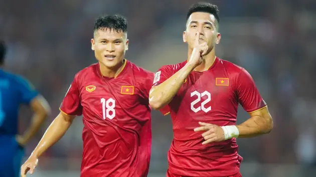 Đội tuyển Việt Nam và bài toán hàng công