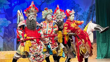 Gìn giữ nghệ thuật tuồng truyền thống của dân tộc