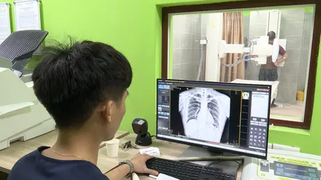 Hơn 2.600 người khám do tai nạn giao thông ngày 3-4/5