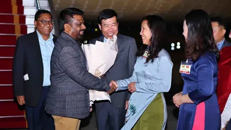 Tổng thống Sri Lanka bắt đầu thăm cấp Nhà nước đến Việt Nam
